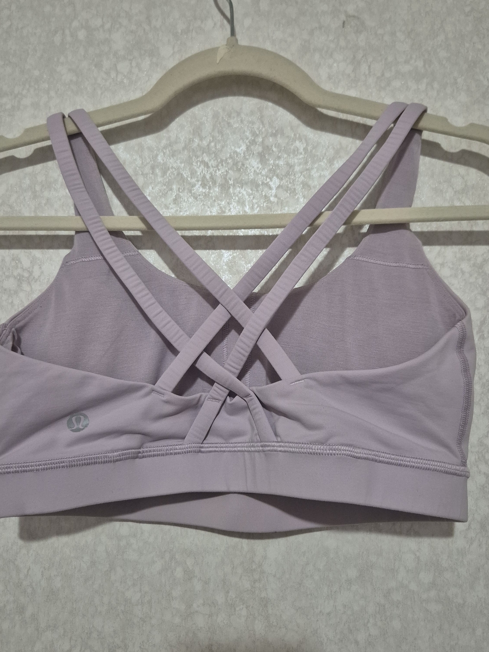 lululemon athletica Light Lavender Crisscross Back Sports Bra-Size:8